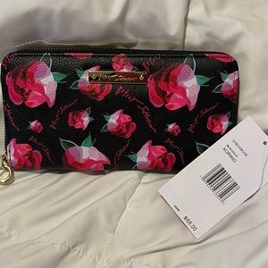 Betsey Johnson floral wristlet